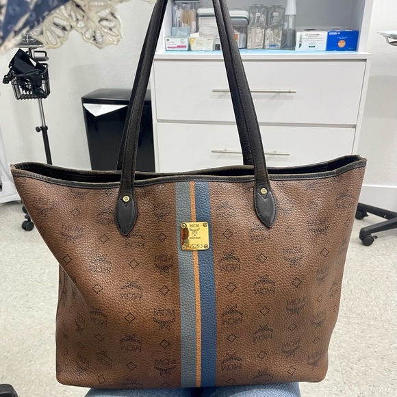 MCM brown stripe visetos top zipper large tote bag - Picture 5 of 17